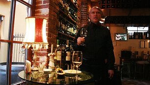 Anot barmeno Ričardo, klaipėdiečiai vynais domisi vis intensyviau. 
