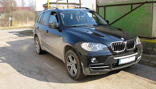 Operacijos metu sulaikytas automobilis BMW.