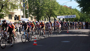 Dviračių maratonas pritraukė pustrečio &scaron;imto dalyvių. 