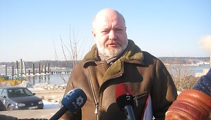 Anot E.Gentvilo, nebebus taikomasi su grafikų pratęsinėjimu ir papildomais pageidavimais po sutarčių pasira&scaron;ymų. 