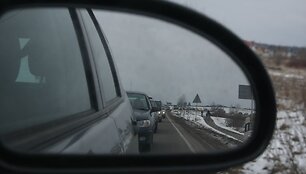 Į Palangą plūdo stintų mėgėjai
