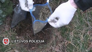Pas įtariamuosius rasti narkotikai.