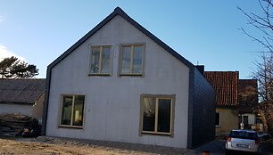 Premjeras apsilankė Stančikų name ir patikino, kad &scaron;ie gali būti ramūs dėl savo ateities.