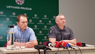 Prokuroras A.Saunorius ir Klaipėdos VPK viršininkas A.Motuzas