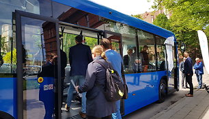 Klaipėdoje pastatytas elektrinis autobusas