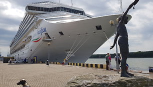 Uostamiestyje vieši didžiulis kruizinis laivas „Costa Pacifica“