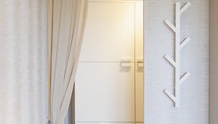 IKEA namai įgyvendinus pokyčius: miegamajame &ndash; jauki laisvalaikio erdvė