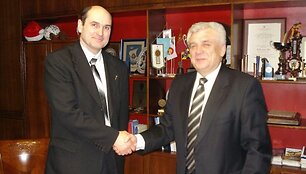 Klaipėdietis G.Navickas &scaron;iuo metu yra Airijos lietuvių bendruomenės pirmininkas.