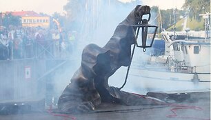 Vaiduoklis pagamintas i&scaron; 300 kg bronzos.
