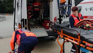 Greitosios pagalbos medikai Palangoje surengė žaidynes, kurių metu mokosi įvairiose situacijose gelbėti žmones.