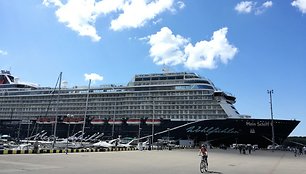 Klaipėdoje vieši naujutėlaitis kruizinis laivas "Mein Schiff 1"