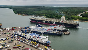 Sekmadienį į Klaipėdą atplaukęs „MSC Francesca“ uostą paliks pirmadienio pavakarę.