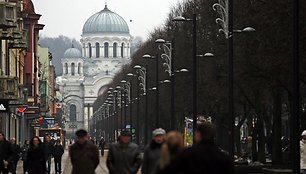 Vienas iš akcijos dalyvių ironiškai pastebėjo, jog vienas iš lietuviškiausiu šalies miestu tituluojamo Kauno simbolių – rusiškas soboras.