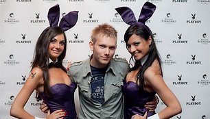 DJ Sunseet ir „Playboy“ merginos