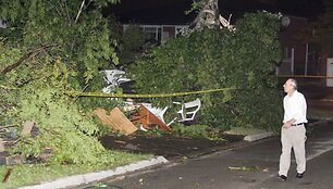 Tornadas niokojo Torontą