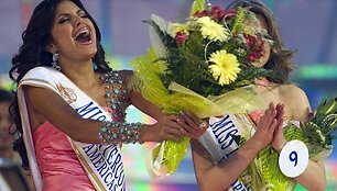 &bdquo;Miss Intercontinental 2009&ldquo; karūna papuo&scaron;ė venesuelietės galvą 