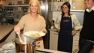 Eglė Kauneckienė su svečiais