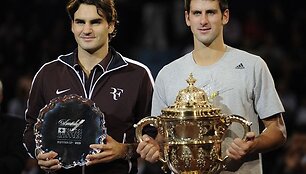 Novakas Djokovičius įveikė pajėgiausią planetos tenisininką Rogerį Federerį
