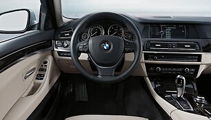 Naujasis BMW 5