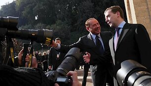 S.Berlusconi ir D.Medvedevas