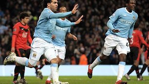  &bdquo;Manchester United&ldquo;  ir &bdquo;Manchester City&ldquo; dvikova