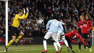  &bdquo;Manchester United&ldquo;  ir &bdquo;Manchester City&ldquo; dvikova