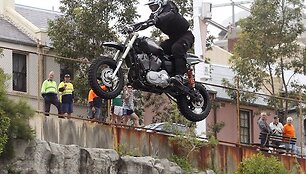 Setho &scaron;uoliai su motociklu