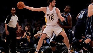 &bdquo;Lakers&ldquo; pergalė