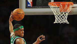 Bostono &bdquo;Celtics&ldquo; pergalė