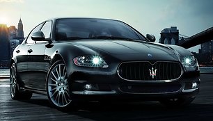 „Maserati Quattroporte“