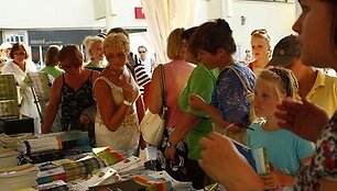 Lankytojai domėjosi pateikiama informacija apie nykstančią gamtos įvairovę ir klimato kaitą
