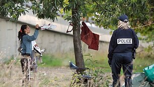 Prancūzijos valdžia nusprendė imtis &scaron;ių priemonių po romų riau&scaron;ių 