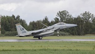 Naikintuvai &bdquo;F-15C Eagle&ldquo;