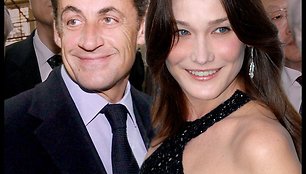 Foto naujienai: Nicolasas Sarkozy vedė Carlą Bruni