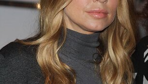 Foto naujienai: Fergie perdainavo M. Jacksono dainą