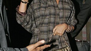 Foto naujienai: Rihanna labiau mėgsta draugauti su vyrais
