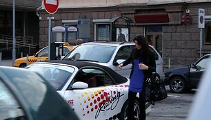 Foto naujienai: Giedrė Rusytė įsigijo &bdquo;Porsche&ldquo;?
