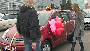Foto naujienai: Jurgitos Jurkutės laukia dovana &ndash; automobilis