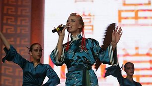Foto naujienai: &bdquo;Vaikų balsas 2008&ldquo; apdovanojimuose žiūrovai neatpažino Mios