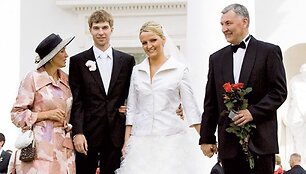 Foto naujienai: Otilija ir Jonas Kazlauskai jau seneliai!