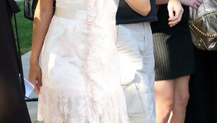 Foto naujienai: Eva Longoria dairosi gandrų?