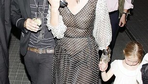 Foto naujienai: Kate Moss i&scaron;siskyrė su savo sužadėtiniu