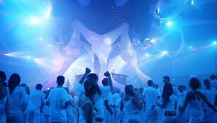 Foto naujienai: &Scaron;ou &bdquo;Sensation&ldquo; organizatoriai &bdquo;afterparty&ldquo; vakarėlių nerengia 