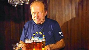 Eiles žmonai kūręs A. Kubilius &ndash; tikra vakarėlių siela
