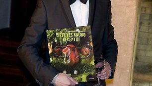 Foto naujienai: Aleksandras Pogrebnojus: mano kūryba &ndash; ne idiotams