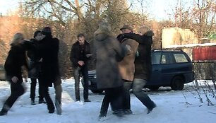 &bdquo;Nemylimų&ldquo; režisierių užpuolė kūrybinė serialo grupė!