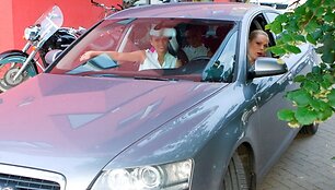 Foto naujienai: Nijolė Pareigytė-Neli neteko savo &bdquo;Audi Q7&ldquo;?
