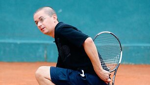 Foto naujienai: Aleksandras Pogrebnojus. Ir jį užvaldė tenisas! 