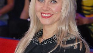 Foto naujienai: &bdquo;Misis Visata&ldquo; V. Ragėnaitė skelbia boikotą &bdquo;Olialia&rdquo; mergaitėms