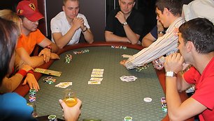 Pokerio namų atidarymo akimirkos